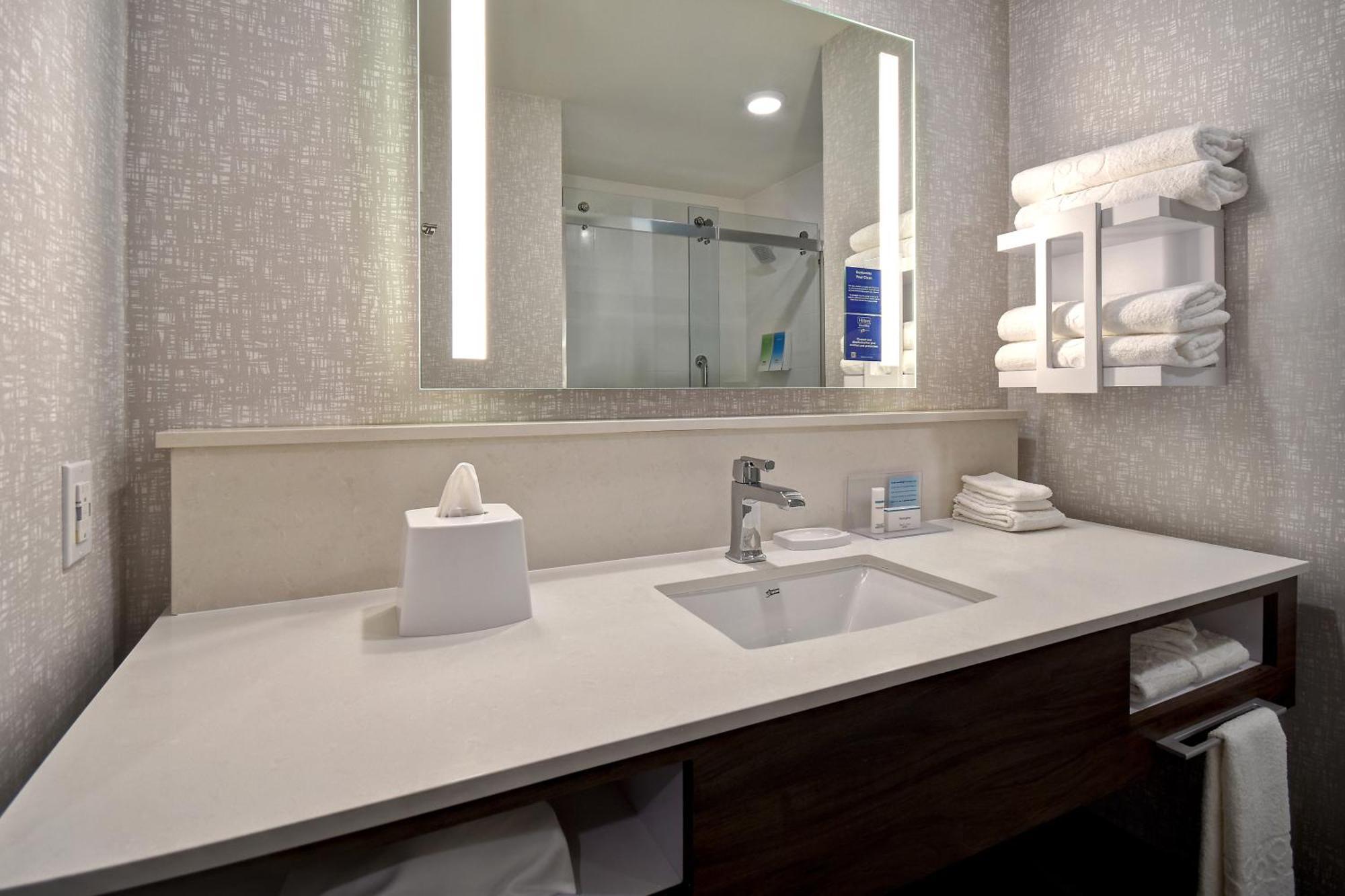 Hampton Inn & Suites Las Vegas Convention Center - No Resort Fee Kültér fotó